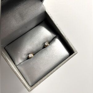 People’s Jeweller diamond earrings